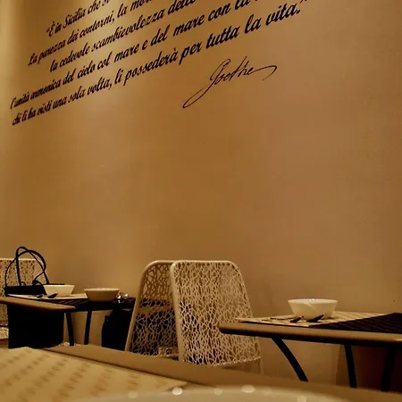 Couette-café Teatro Del Sole 3*
