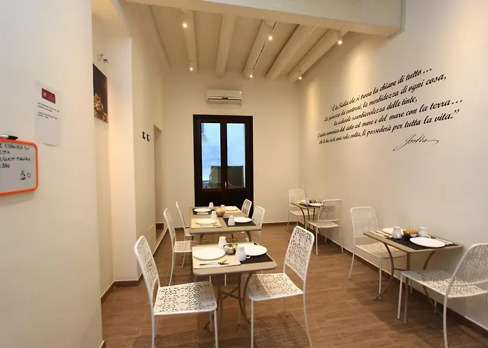 Bed & Breakfast Teatro Del Sole 3*